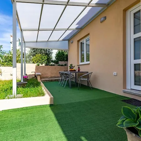 Ap Sanja Mit Eigenem Garten - Istriensonne 0730 Lejlighed *